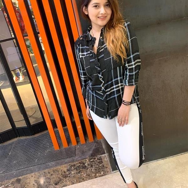 Read more about the article Delhi Escorts Service East Vinod Nagar 92113📱96314 genuine ✔️ ✡️ ESCORTS