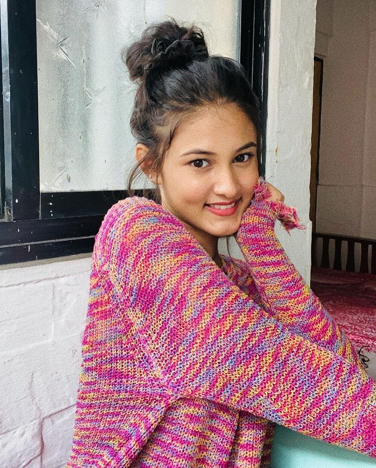 Read more about the article Call Girl in Constitution House Delhi NCR Escort Services Call 9711800081