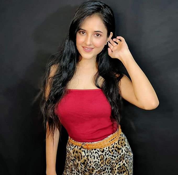 Read more about the article Bollywood Actress Escorts in India | Female Escorts Service in Singapore | Model Escorts Service Delhi | High Profile Celebrities Escorts Delhi http://www.mumbaicelebrity.biz/ For Booking, Please Call or WhatsApp at +919990222242 Have you ever noticed that Rolls Royce and Bentley don’t have commercials? Reason: They know the value of their product and that brings customers to them. Lesson: When you know your value, you don’t have to beg people to be in your life, to stay friends with you, to spend time with you or to love you, be confident in who you are. Just remember NOT everyone can handle luxury………….. {Note: We Deals only in Bollywood Models & Celebrities, So If you are looking for a Low Budget/Cheap Escort Girl then Please Excuse Us} Delhi TV Celebrity Escorts, Delhi Mature Escorts, Bollywood