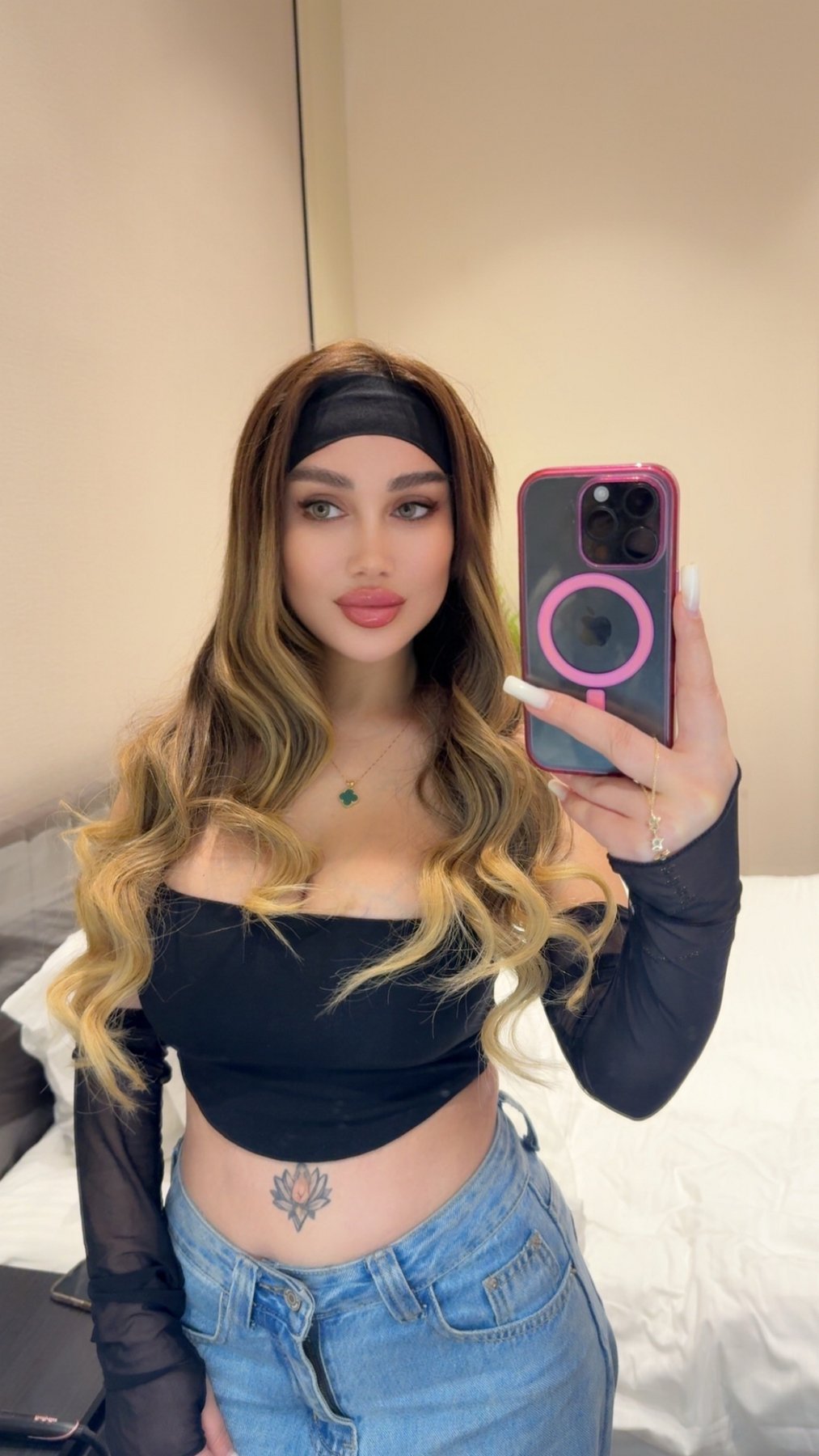 Read more about the article 24/7 Call Girls in Mahipalpur Delhi – O9711233777